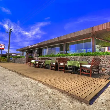 Ezer Otel Ayvalı