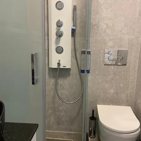 Hotel Ezer